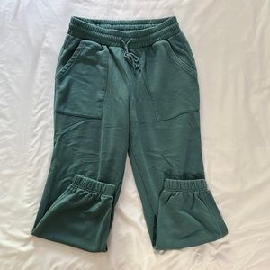 Universal Thread size medium sweatpants